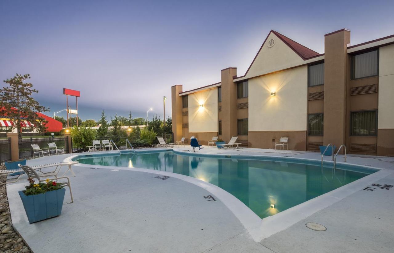 Red Roof Inn & Suites Cincinnati North-מייסון מראה חיצוני תמונה