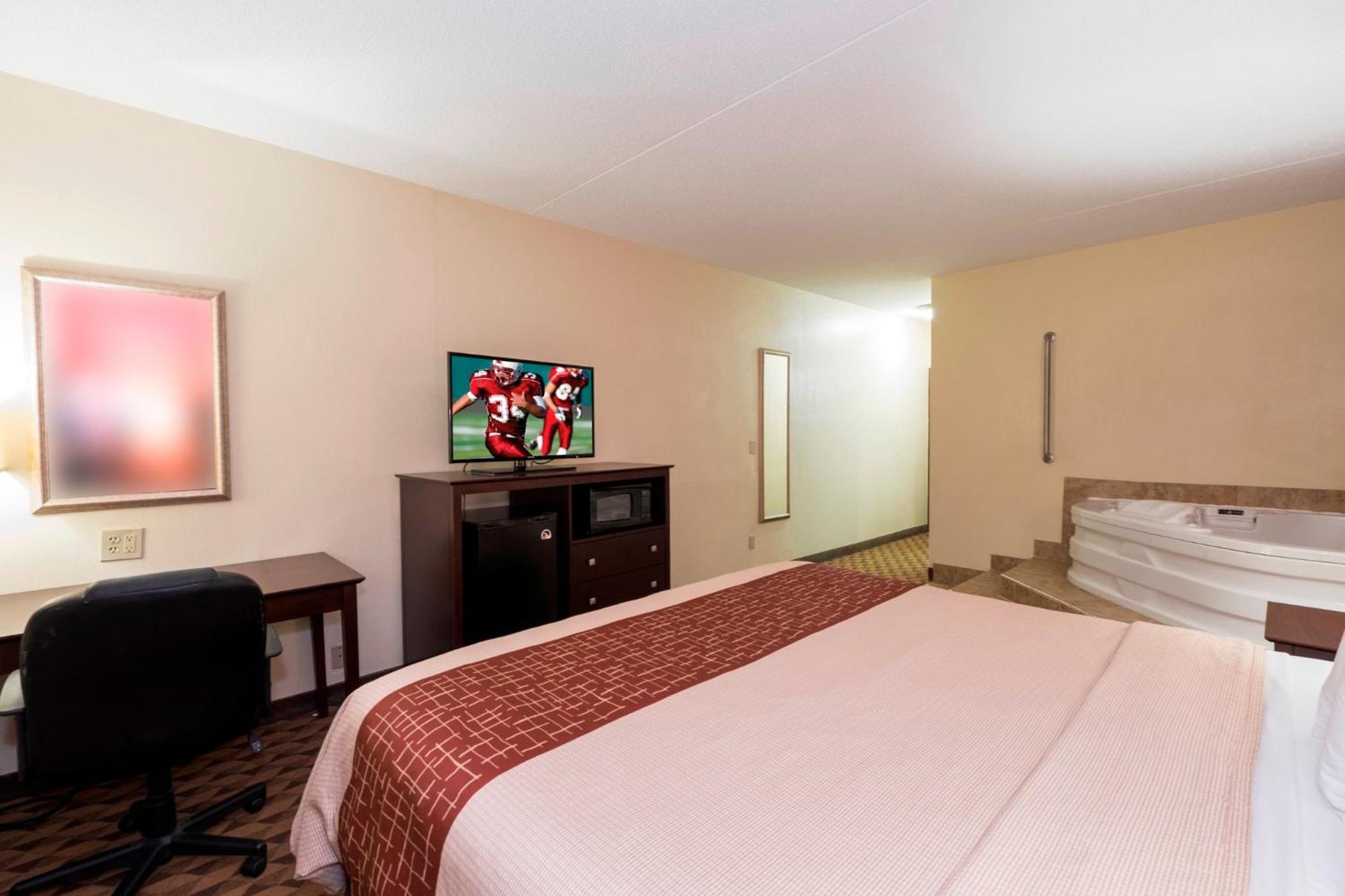 Red Roof Inn & Suites Cincinnati North-מייסון מראה חיצוני תמונה